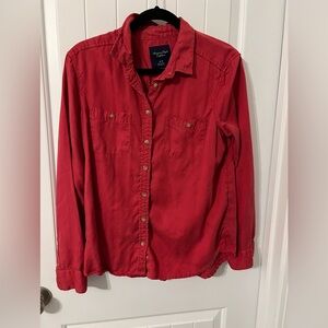 American Eagle Outfitters Long Sleeve Shirt